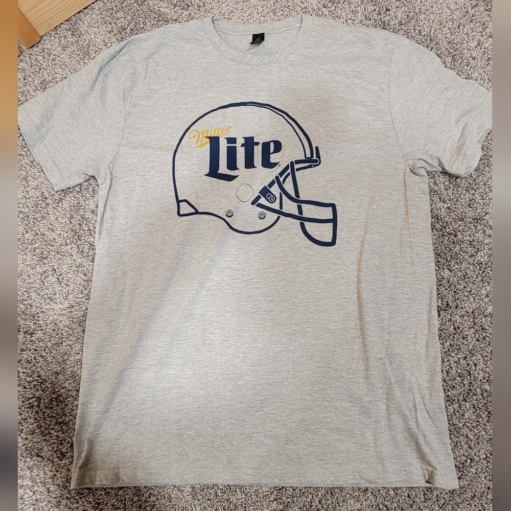 ☀️Men's Gray Miller Lite T shirt Size L
